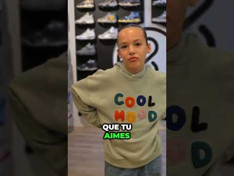 A dad gives his daughter a pair of Jordan 4s 🔥​⭐​