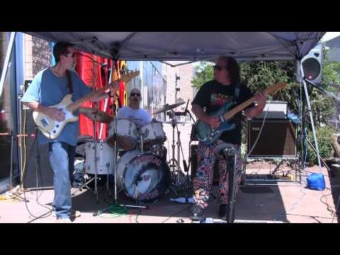 Tsunami Of Sound perform 'Wipe Out' and Motor Oil