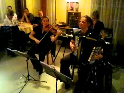 InterFolk Tänzli für d'Chronä Steffi