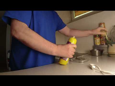 MongoTV_9776 - Mongo Madskole - KØDBOLLER i RIS og KARRY