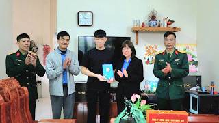BCH Quân sự phường Tam Điệp thăm, tặng quà thanh niên có hoàn cảnh khó khăn chuẩn bị lên đường nhập ngũ nhân dịp Tết Nguyên đán Bính Ngọ năm 2026.
