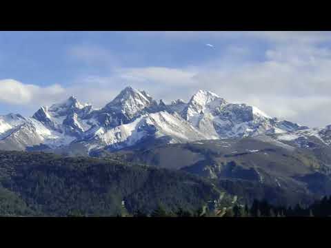 Nascente do Rio Emin ~ Vista das montanhas nevadas ao longo do caminho