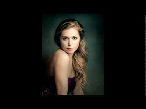 To The City - TOUR - Jaclyn Guillou