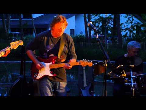 Muddy Water Blues - LIVE