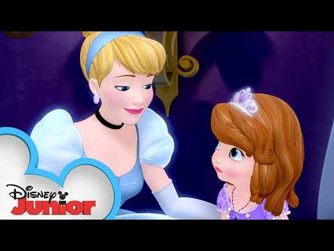 Sofia the First Meets Disney Princess Cinderella! 🏰 | Sofia the First | @disneyjr