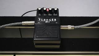 Video thumbnail for Aria AFL-1 Flanger 1986's by TooNyTooN