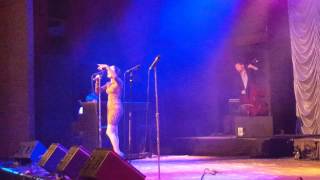 Postmodern Jukebox Ariana Savalas No Diggity