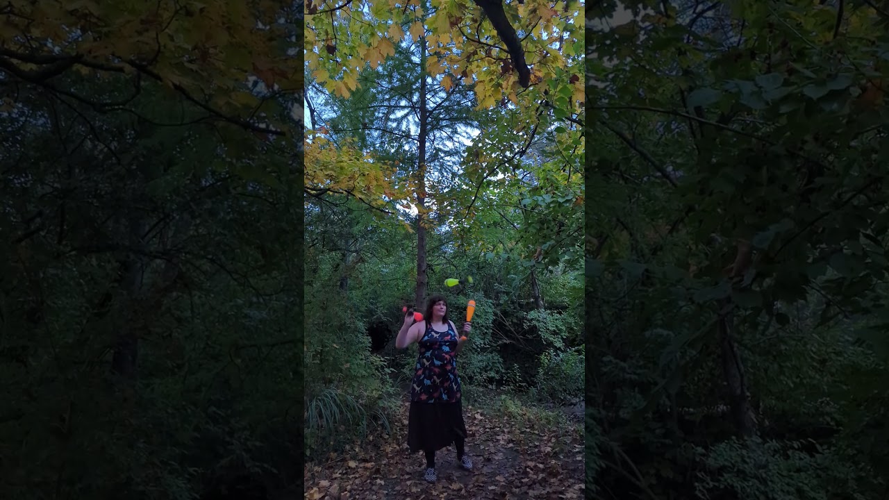 Promotional video thumbnail 1 for Juggling by Danger Dags