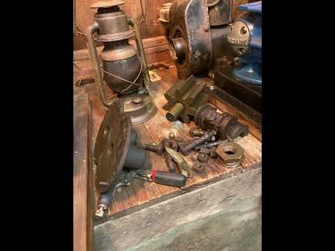 Antique Goulds gear water pump teardown #antique #pump #water #gearpump #oil #rust #display #vintage