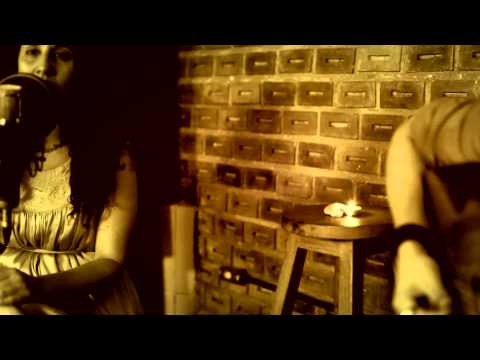 Noa Peled e Daniel Velloso - Antonico (Ismael Silva) em Hebraico - בקשה