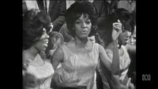 MARTHA and THE VANDELLAS - Dancing In The Street (1964)