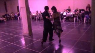 PAULA RUBIN Y GUILLERMO CERNEAZ BAILANDO EN FLOREAL MILONGA