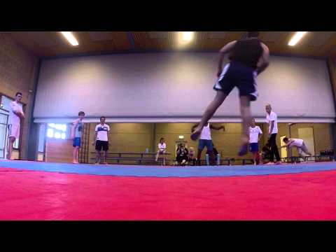 Trick training Elistha Elst