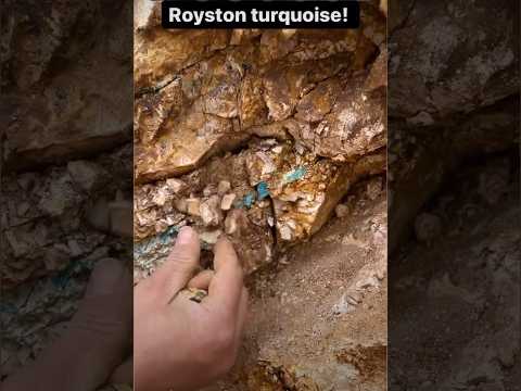 😱WoW😱 Royston Turquoise / Firoza Mining ⛏️ #feroza #turquoise #mining #shorts