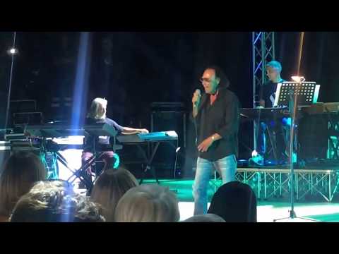 Antonello Venditti - Dimmelo tu cos'è (Live anfiteatro Zafferana CT) 10-08-2017