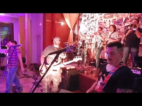 Pere - The All Beck's - Festa carro H - I Baroni del Castello 2015