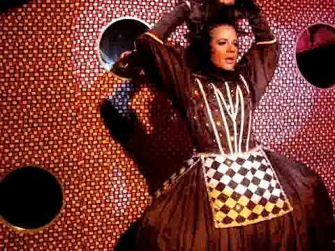 BEATRIZ UBER Á BOA FINAL 25 09 11 BY DIGOTUNNEL