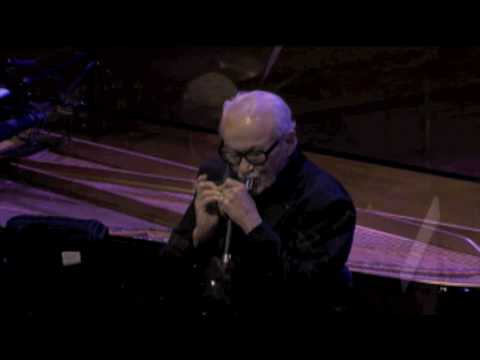 Toots Thielemans & Paulinho Garcia - wave