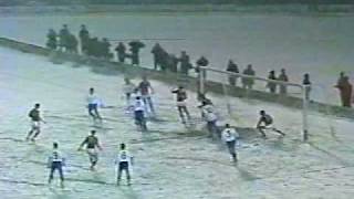 preview picture of video 'Dnjepr - Hajduk 0:1 (1985 1st game)'