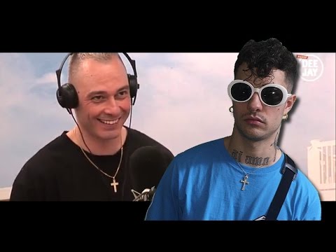 Fabri Fibra fa freestyle su Sportswear della Dark Polo Gang