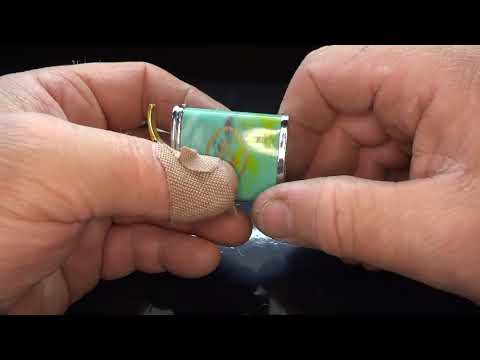 Various Vintage Lighters.