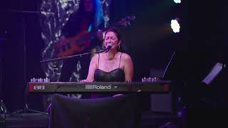 Beth Hart et Joe Bonamassa, Hommage. Démo de Bang Bang Boom Boom.