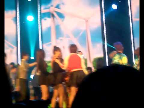 [Fancam] 130417 Show Champion Ending