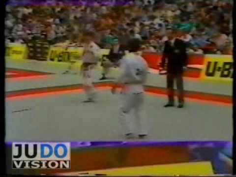 JUDO 1983 European Championships: Peter Jupke (GER) - Gheorghe Dani (ROU)