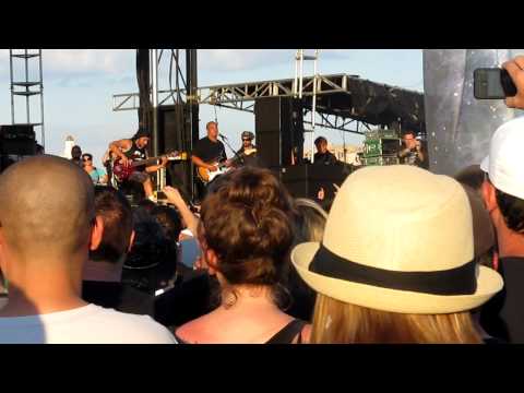 Suicidal Tendencies - Cover Violent and Funky June 23rd 2012 Orion Music and More (HD).MOV