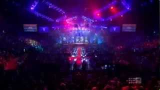 Geri Halliwell - &#39;Half Of Me&#39; LIVE @ NRL Footy show Australia 2013