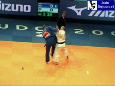 Judo 2009 Rotterdam: Vuijsters (NED) - Muneta (JPN) [+100kg].