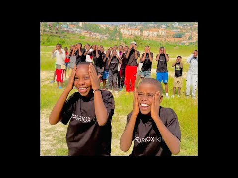 Manick Yani - AKAYOBE ft King James (Official Dance Video)