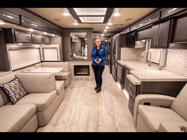 Preview image of 2021 Thor Venetian F42 (17U210310) youtube video