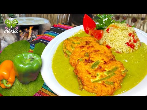 Deliciosas Tortitas de Ejotes Pollo y Queso Arroz a la Hierba Santa