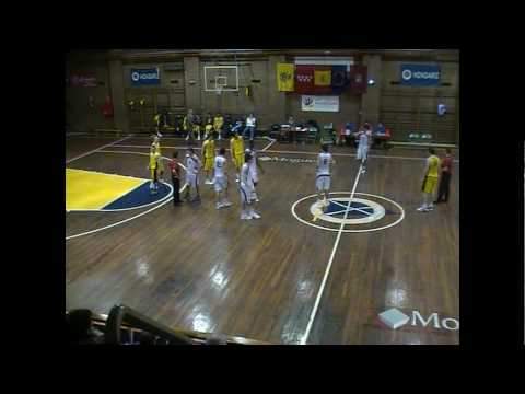 EBA B J23. Canoe - Fuenlabrada