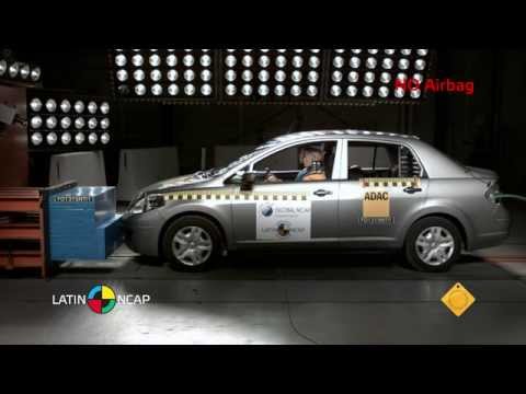 Nissan Tiida Sedán (Sin airbags)