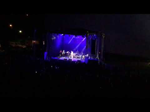 BIJOUTERRIER feat. VILÉM ČOK - Prečo plačeš Vilém? @ Októberfest UMB - Banska Bystrica (26.9. 2017)