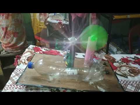 Bubbles maker with straw pipe..