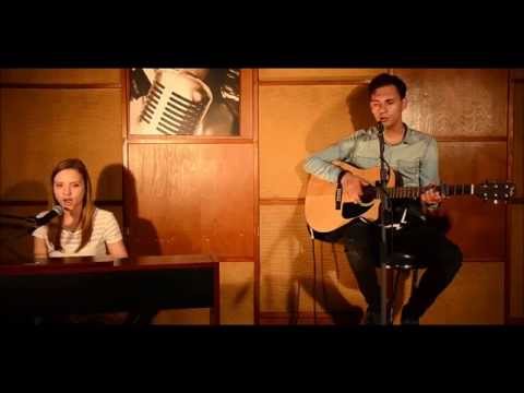 "Read all about it" -Adrian Iordan & Antonia Vasile (Emeli Sande)Acoustic Cover