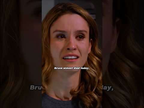 She accidentally left a surgical tool inside the patient and was filled with remorse.#clips #tvshow