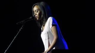 Ruth B - &quot;In My Dreams&quot; (Live in Boston)