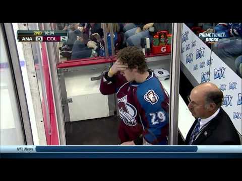Scrum Nathan MacKinnon & Ben Lovejoy Anaheim Ducks vs Colorado Avalanche 10/2/13 NHL Hockey
