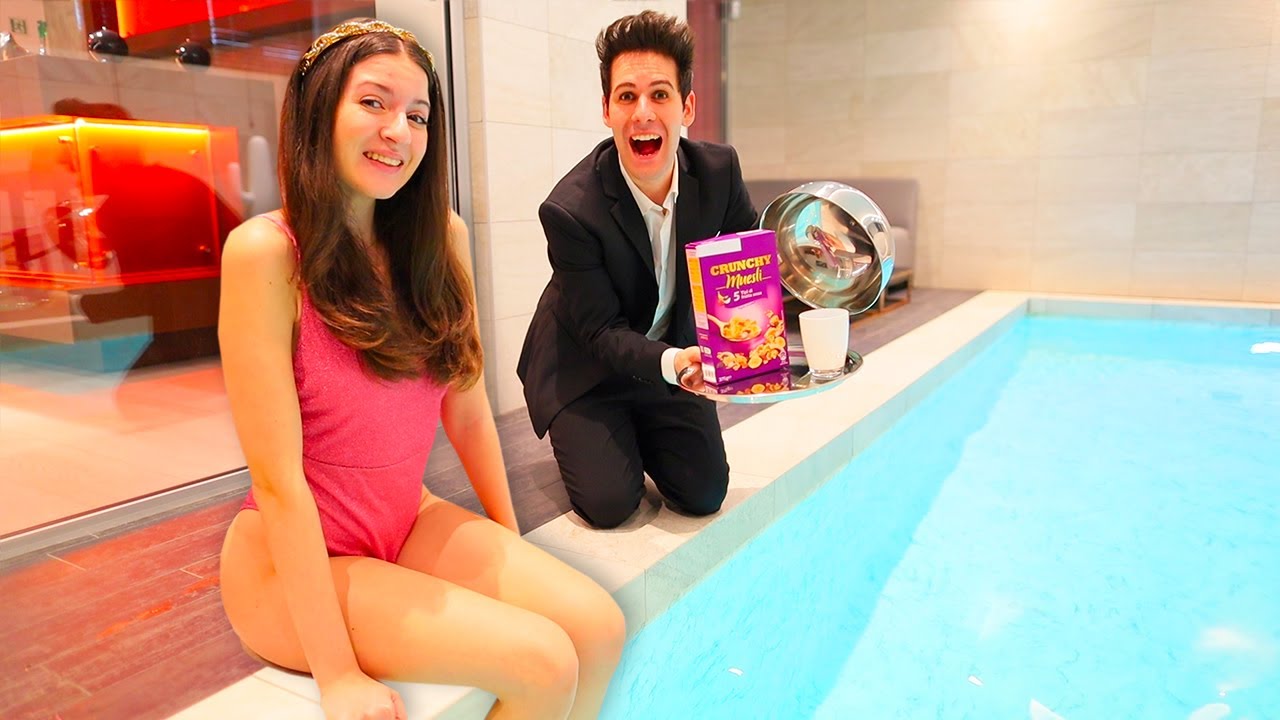 SOFÌ E LUÌ MORNING ROUTINE IN PISCINA! RICCHI VS POVERI!! | Me contro Te