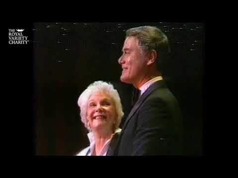 Mary Martin & Larry Hagman - Royal Variety Performance 1980