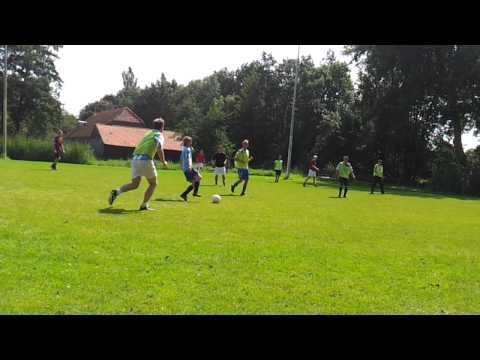 IJVV 5 Training - Bal laag houden Polli!