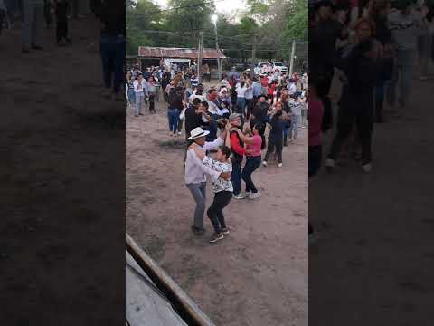 #Javier y su estilo#colonias unidas# jineteada y bailanta