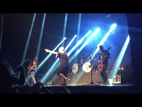 CARAJO - Cicatriz con Knario en vivo ( Fiesta Clandestina 2019)