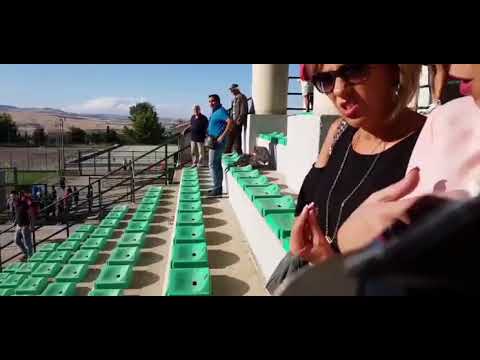 Spinte e insulti sugli spalti: sospesa Real Siti - Vigor Moles