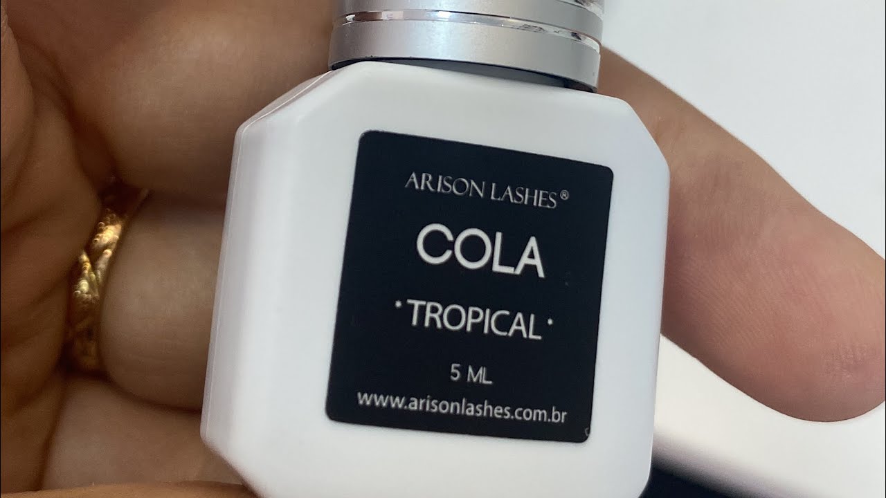 Watch Now Melhor cola para cílios fio a fio e Tufinho | arisonlashes Melhor cola para cílios fio a fio e Tufinho | arisonlashes