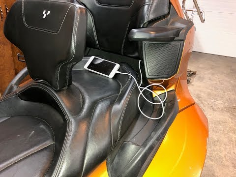 Can Am Spyder RT Installing an Accessible Passenger USB Charging Port from Rear Trunk/Top case
